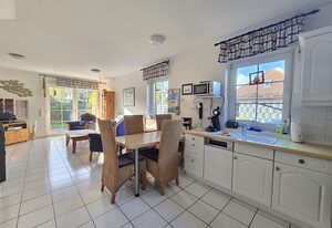 Nordseeferienhaus Ehlers – Ferienhaus Ehlers – Komfortable Unterkunft mit Garten und Terrasse Neßmersiel