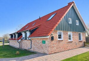 Ferienhaus : Huus an`t Diek, Maisonette Wohnung in Deichnähe, Nähe Norddeich