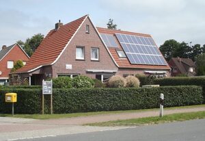 mit Garten und Terrasse
