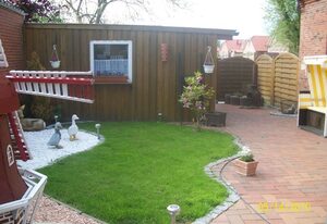 mit umfriedetem Garten und Terrassen
