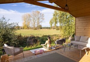 (110) Elbo.Tinyhouse mit Wiesenblick