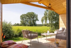 (110) Elbo.Tinyhouse mit Wiesenblick
