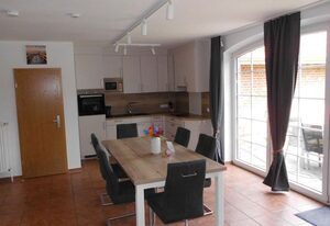Friesenhuske – Tolles Ferienhaus (85qm) für 5 Personen mit Garten in Norden