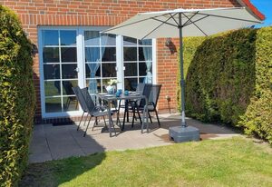 Ohlig – Ferienhaus (85qm) für 5 Personen und Hund mit Kamin und großem Garten