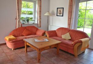 Friesenstern – Ferienhaus (100qm) für 6 Personen mit Garten in ruhiger Lage von Norden