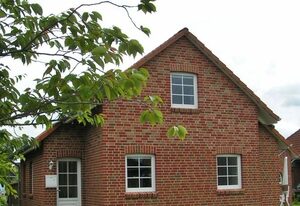 Friesenstern – Ferienhaus (100qm) für 6 Personen mit Garten in ruhiger Lage von Norden