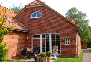 Njörd – Schönes 100qm Ferienhaus für 6 Personen mit Sauna und großem Garten