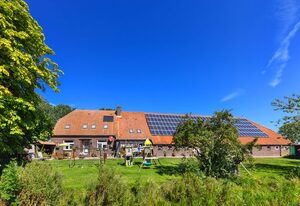 Ferienwohnungen auf dem Bauernhof Schmidt – Ferienwohnung Pfingstrose