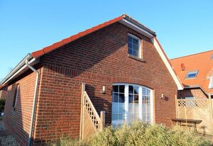 Achtern Diek – Ferienhaus mit 100qm für bis zu 6 Personen mit 2 Bädern und schönem Garten