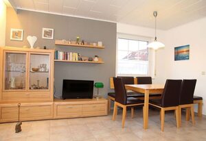 Seerobbe – Top-Lage in Norddeich - Reihenendhaus mit Garten nur 800 m bis zum Strand