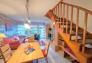 Ferienhaus Herkommer Norddeich – Modernes Ferienhaus in Norddeich mit Garten und Terrasse nahe Sandstrand