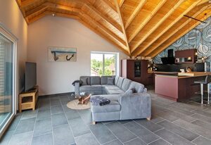 5 Sterne Ferienhaus Arngast mit Sauna und Pool Norddeich – Exklusives 5 Sterne Ferienhaus in Norddeich mit Sauna, beheiztem Pool und Garten