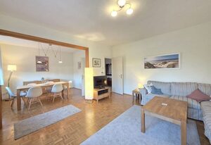 Ferienhaus Teddis Haus – Freistehendes Ferienhaus mit Wintergarten, Garten und moderner Ausstattung