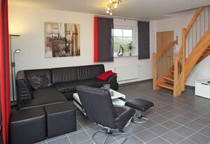 Nordlicht – Ferienhaus (100qm) für 6 Personen mit Kamin und Garten in zentraler Lage