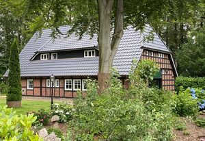 Ferienhaus Familie Martens – Idyllisches Landhaus mit Pool und Sauna