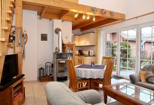 Freia en Uli – Freistehendes Ferienhaus in Norden mit Garten, Kaminofen & Terrasse