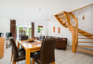 Friesenstube – Ferienhaus (85qm) für 6 Personen mit Garten und Gäste-WC in Norden