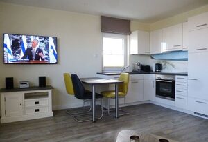 App. 11 Penthouse