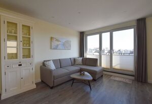 App. 11 Penthouse