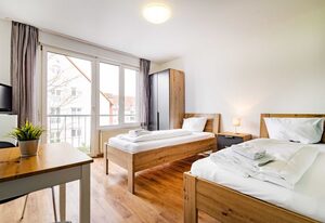 StayInn Freiburg GmbH – Budget Dreibettzimmer