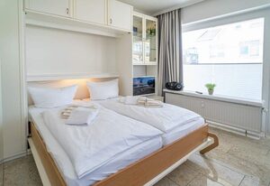 Bismarckstraße 5a, App 7