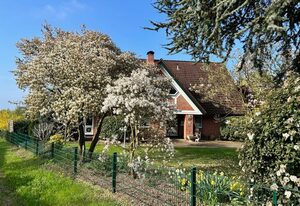 Ferienwohnungen Altes Land I Jork-Borstel – Ferienwohnungen Altes Land I Apartment Kirschblüte