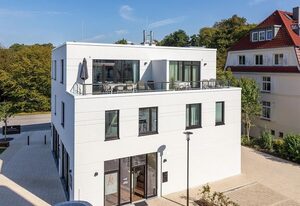 Villa Godewindpark Travemünde – Strandnahes Familien-Apartment in direkter Parklage mit Sauna und Dachterrasse