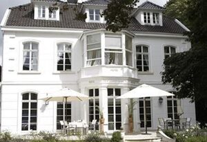 Hotel Hochzeitshaus – Doppelzimmer Komfort, Dusche, WC