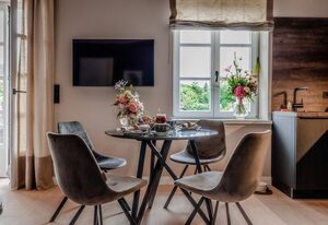 Living Lorens No. 4