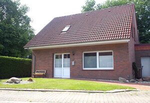 Großes Ferienhaus mit Sauna "Waldrausch" - An der Rehwiese 1 (RE01)