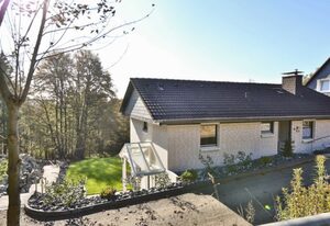 Landhäuser BergWiese Ferienwohnungen – Ferienwohnung Akelei
