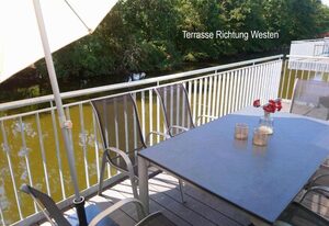 Haus Nr. 37, Ferienhaus Deichgraf – Gepflegtes Ferienhaus, Kamin, Sauna, Süd-Terrasse, Loggia mit Meerblick