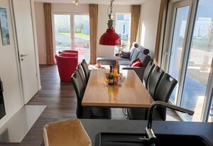 Haus Nr. 07, Ferienhaus Deichgraf – Modernes Ferienhaus, Sauna, Süd-Terrasse, Loggia mit Meerblick, Haustiere