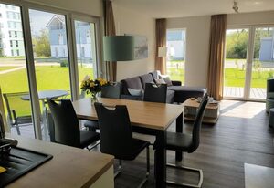 Haus Nr. 12, Ferienhaus Deichgraf – Modernes Ferienhaus, Sauna, Süd-Terrasse, Loggia mit Meerblick, Haustiere