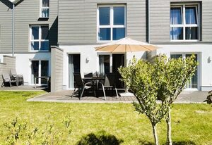 Haus Nr. 15, Ferienhaus Fischerhus – Modernes Ferienhaus, Sauna, Süd-Terrasse, Loggia mit Meerblick, Haustiere