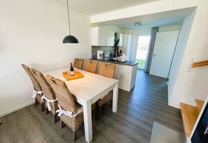 Haus Nr. 15, Ferienhaus Fischerhus – Modernes Ferienhaus, Sauna, Süd-Terrasse, Loggia mit Meerblick, Haustiere