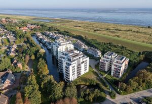 NordseeResort Friesland – Tolles Penthouse mit 54 qm großer Dachterrasse, Meerblick, Sauna und Hot-Tub!