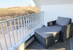 Haus Nr. 22, Ferienhaus Deichgraf – Modernes Ferienhaus, Kamin, Sauna, Süd-Terrasse, Loggia mit Meerblick, Haustiere