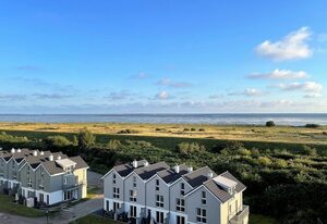 50.6.N Dwarslöper – Moderne, hochwertige Ferienwohnung, Sauna, großer Balkon, Meerblick, Strandnah