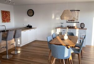 50.6.N Dwarslöper – Moderne, hochwertige Ferienwohnung, Sauna, großer Balkon, Meerblick, Strandnah