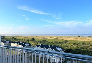 50.6.N Dwarslöper – Moderne, hochwertige Ferienwohnung, Sauna, großer Balkon, Meerblick, Strandnah