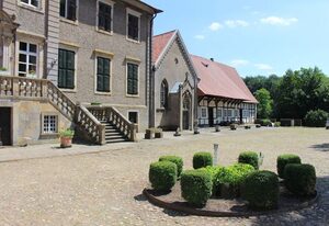 Schloss Eggermühlen, Ferienwohnung – Ferienhaus Gärtnerei /7 Schlafräume