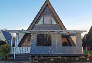 Nurdachhaus WATTPERLE – Nurdach-Ferienhaus WATTPERLE in Fedderwardersiel für bis zu 5 Personen und Hund.