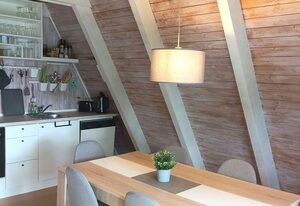 Nurdachhaus ASMUS HUUS – Gemütliches deichnahes Nurdachhaus im Ferienpark Fedderwardersiel.