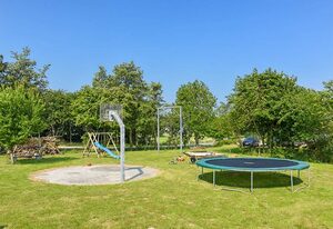Bauernhof Landwarf Grafthof – Ferienwohnung Rapsblüte