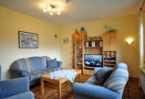 Ferienhaus Wempen – Ferienhaus Wempen Ferienwohnung Sonnenblume mit Terrasse, Garten & WLAN