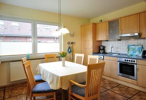 Ferienhaus Wempen – Ferienhaus Wempen Ferienwohnung Sonnenblume mit Terrasse, Garten & WLAN