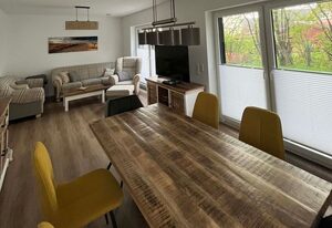 Sonnenhuus Sanddorn – Neues Ferienhaus/ Doppelhaushälfte in bester Lage in Werdum gelegen, für max. 6 Personen
