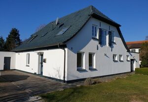 Ferienwohnung SCHNEIDER – Gehobene ebenerdige Ferienwohnung direkt am Deich in Fedderwardersiel