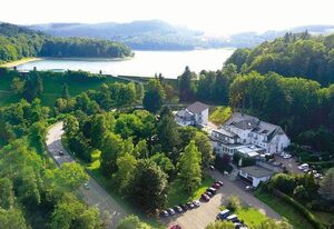 Hennedamm Hotel – Komfortzimmer mit Küchenzeile und WC, max. 2 Personen
